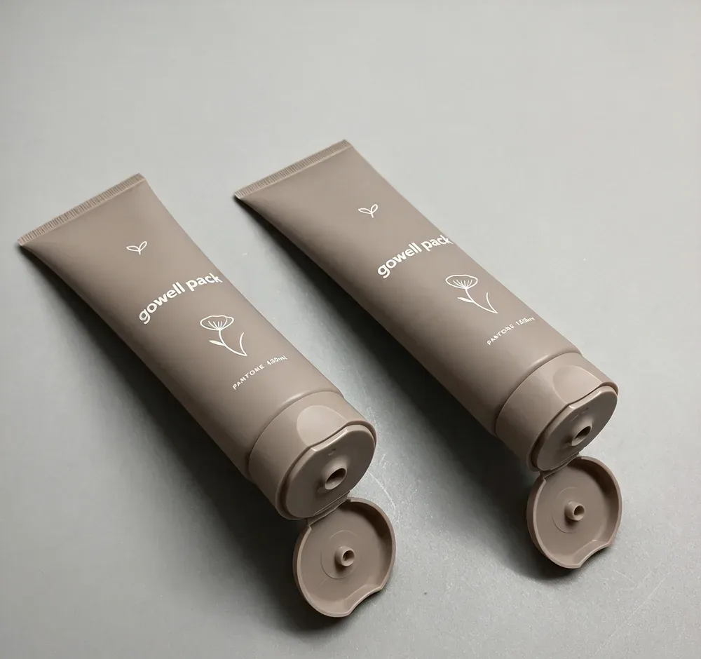 Custom Cosmetic Squeeze Tube 05